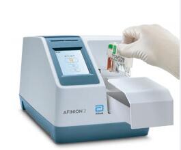雅培特种蛋白干式免疫散射色谱分析仪AS100和Afinion™ 2。