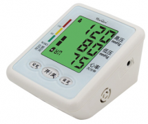 百求恩臂式电子血压计AXD-815